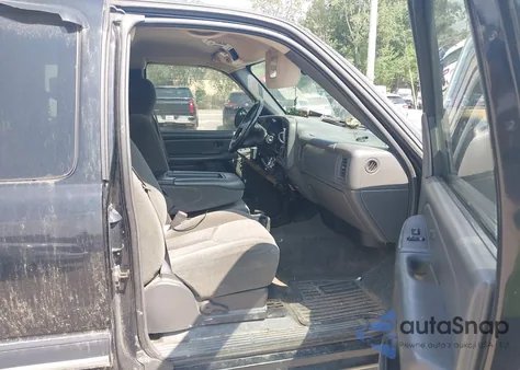 2004 Chevrolet Silverado 1500 Z71 from USA, damaged, VIN 1GCEK19TX4E142481